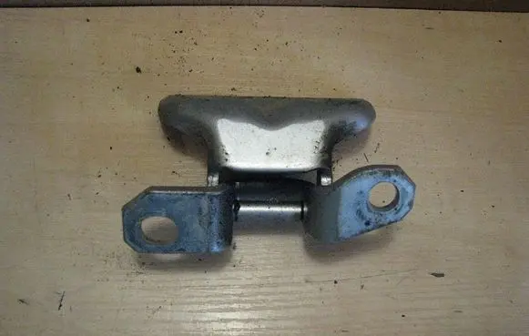 KIA Ceed Rear door upper hinge 793102E000