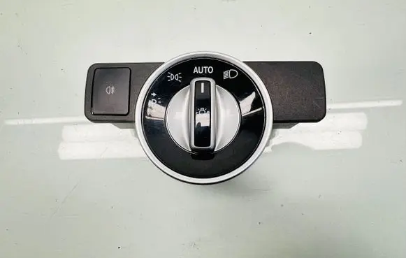 Mercedes-Benz B W246 W242 Light switch A2129050551 10091531