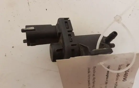 Opel Insignia A Turbo solenoid valve 55574896