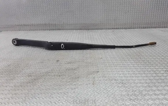 Ford Maverick Front wiper blade arm