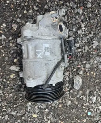 BMW X1 F48 F49 Air conditioning (A/C) compressor (pump) 5A21D11