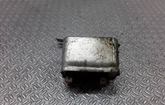 Jaguar XJ SERIE 1 Other relay