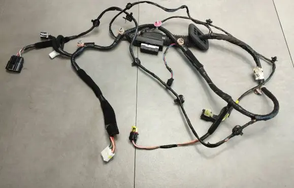Hyundai ix35 Front door wiring loom/harness boot 916302Y100
