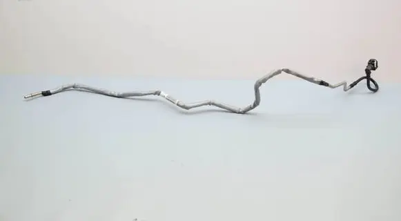 BMW X1 U11 Fuel main line pipe 9894834