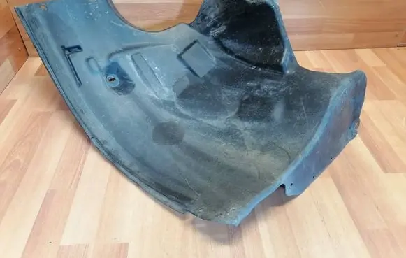 Mercedes-Benz R W251 Front wheel arch liner splash guards A2518841022