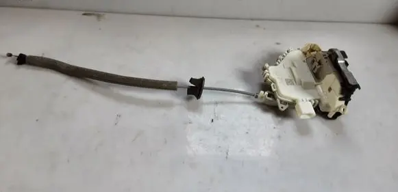 Front door lock