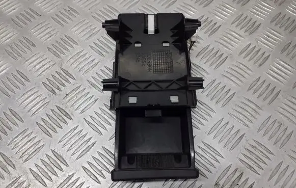 Nissan Primera Car ashtray