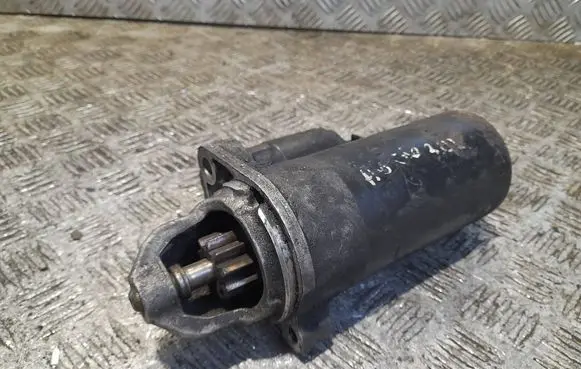 Audi A6 S6 C6 4F Starter motor 001109258