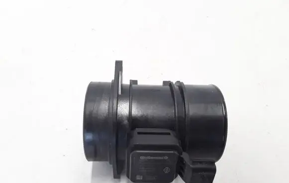 Dacia Sandero Mass air flow meter 8200682558