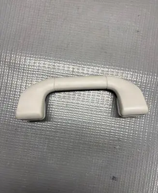 Mercedes-Benz E W212 Front interior roof grab handle A2048100051