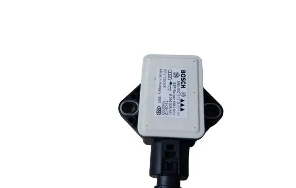 Audi A4 S4 B8 8K ESP acceleration yaw rate sensor 8R0907637B