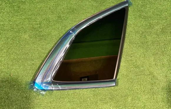 MG HS Rear side window 10400535