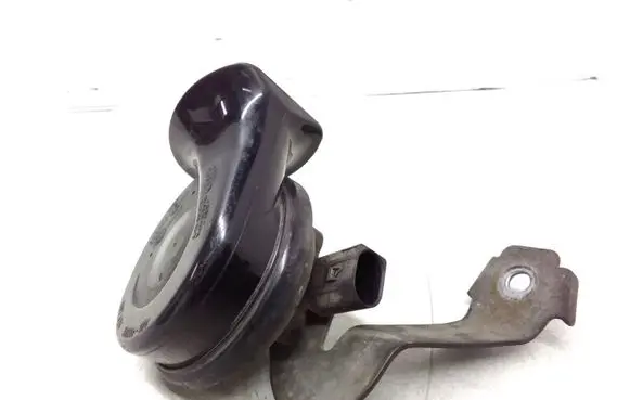 Volkswagen Touran I Horn signal 3C0951228A