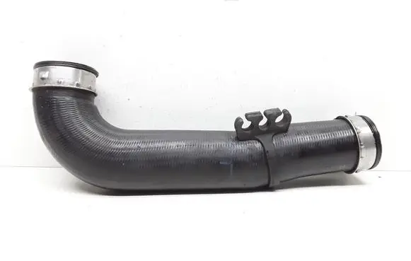 Volkswagen PASSAT B6 Intercooler hose/pipe 1K01458