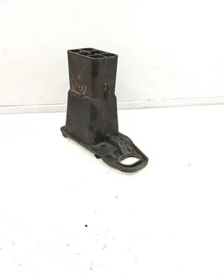 Peugeot 5008 Front bumper mounting bracket 9682791280 P0T8419074