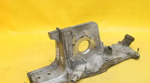 Subaru Legacy Timing chain cover 