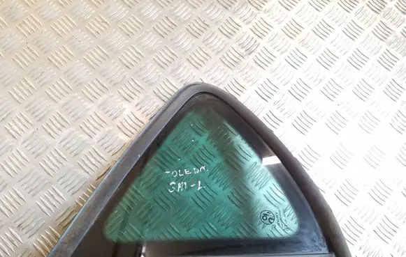 Seat Toledo III (5P) Rear side window 43R001108