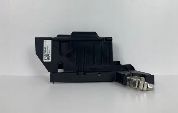 Audi A4 S4 B9 8W Positive cable (battery) 8W0915459E