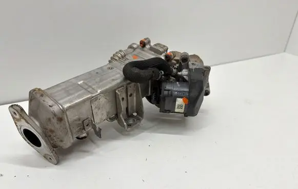 BMW 5 F10 F11 EGR valve cooler 7822350