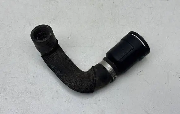 Audi A8 S8 D4 4H Engine coolant pipe/hose 059121113K