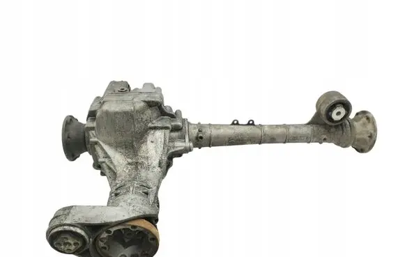 Volkswagen Touareg I Rear differential HNU