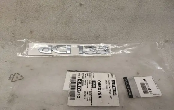 Renault Trafic II (X83) Fender model badge letters 768F41340R