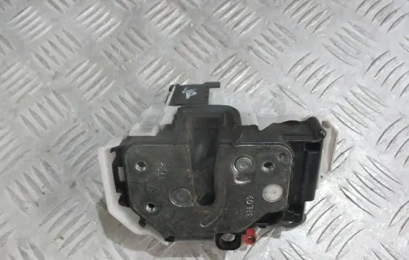 Fiat Fiorino Front door lock