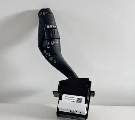 Ford Focus Wiper control stalk AV6T-17A553-AE