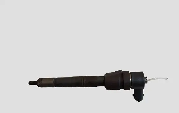 Opel Vectra C Fuel injector 0445110243