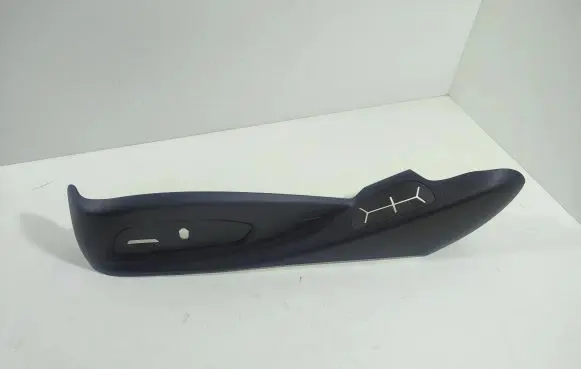 Chevrolet Camaro Seat trim 2558421F 2558390LF