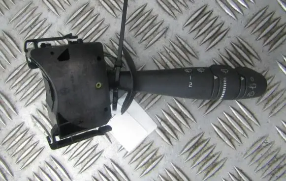 Renault Laguna II Wiper control stalk 8200012245
