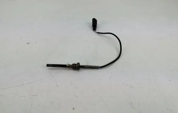 Audi A4 S4 B8 8K Exhaust gas temperature sensor 03L906088D