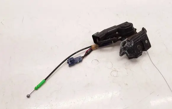 Toyota Corolla E120 E130 Tailgate/trunk/boot lock/catch/latch