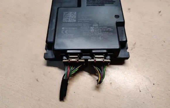 Chevrolet Malibu Door central lock control unit/module 13510106 793186748