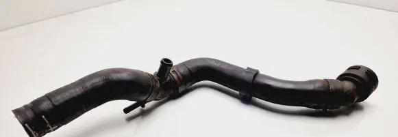Audi A3 S3 8L Engine coolant pipe/hose 8L0122101D