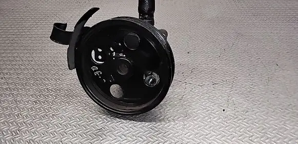 Volvo V70 Power steering pump 