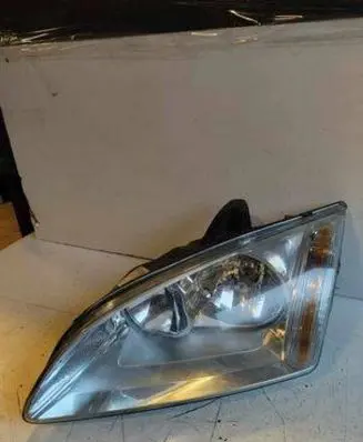 Ford Focus Headlight/headlamp 4M5113101AB 10178 10113102