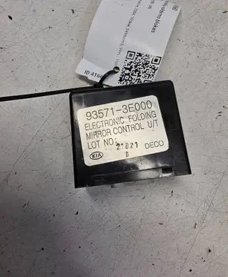 KIA Sorento Wing mirror control module 935713E000