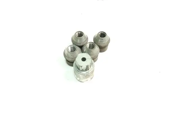 Ford Grand C-MAX Anti-theft wheel nuts and lock 