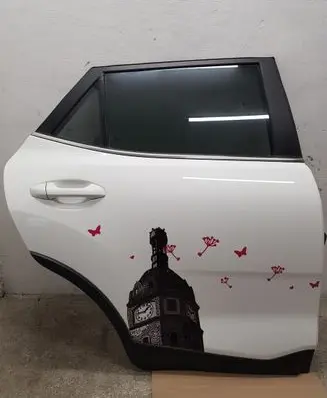KIA Stonic Rear door