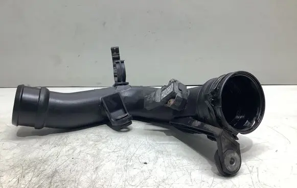 Audi A3 S3 A3 Sportback 8P Intercooler hose/pipe 3C0145762AD 3C0145770 0281002401