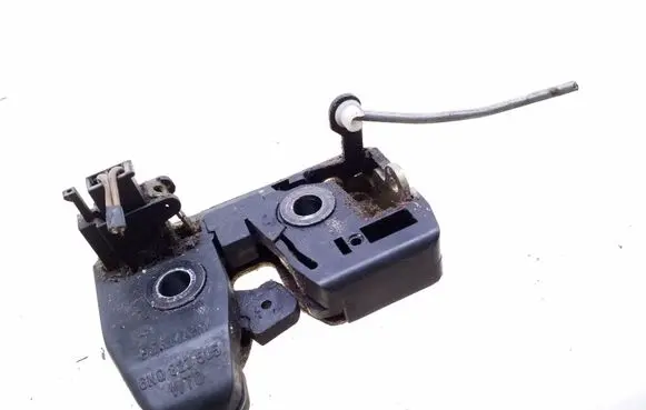 Volkswagen Polo III 6N 6N2 6NF Tailgate/trunk/boot lock/catch/latch 6N0827505