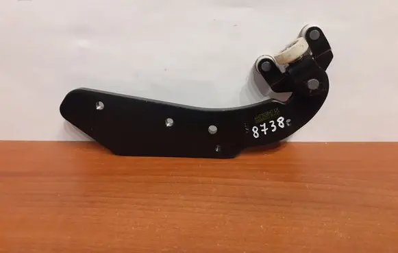 Mercedes-Benz Vito Viano W447 Sliding door upper roller guide/hinge A4477600647 8738