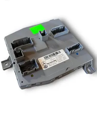 Mercedes-Benz C W205 Central body control module S588 A2059006822