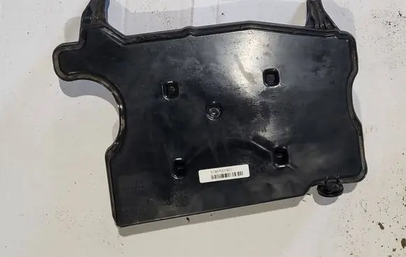 BMW X1 F48 F49 Intake resonator 8570016