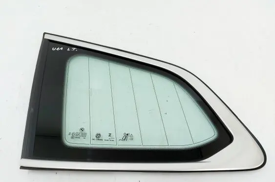 BMW iX1 Rear side window 9451567