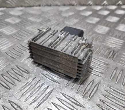 Opel Zafira A Glow plug pre-heat relay 09132691 51299008
