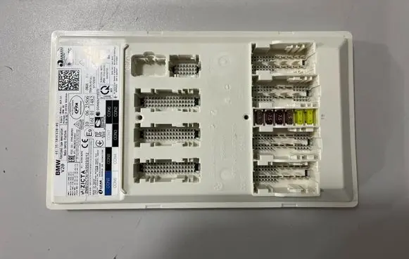 BMW X7 G07 Central body control module 5B3C128 5B8E989