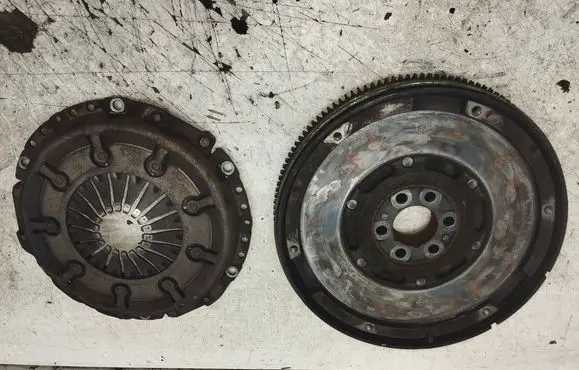 Volkswagen PASSAT B5 Clutch set kit 