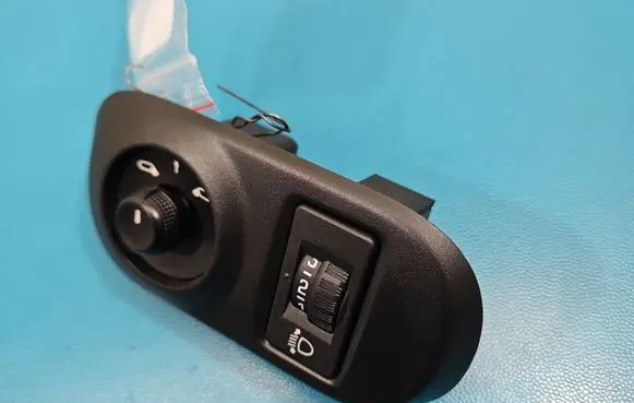 Citroen C4 Cactus Electric window control switch 96673722ZD IMPRK1541435